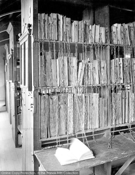 Photo of Hereford, The Cathedral, The Chained Library 1925