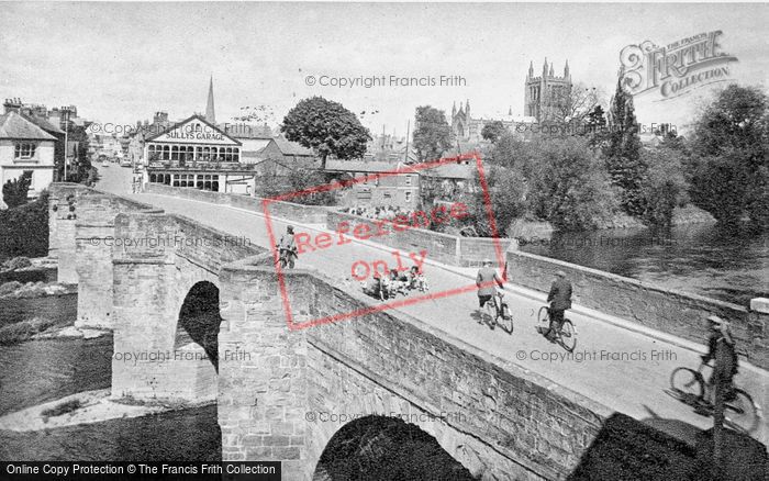 Photo of Hereford, Wye Bridge c.1939