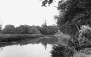 Hersham, River Mole c1960