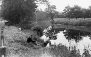 River Mole c.1960, Hersham