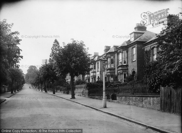 Photo of Hertford, Queen's Road 1933
