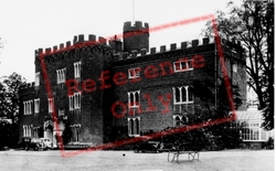 The Castle c.1955, Hertford
