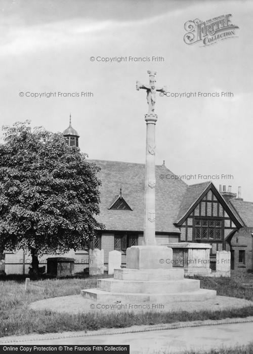 Photo of Hertford, The War Memorial 1922
