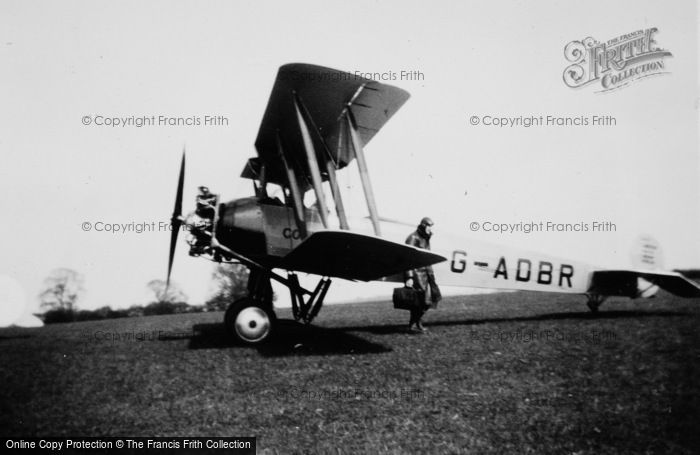 Photo of Hertingfordbury, Biplane, Jubilee Air Display Ltd 1935