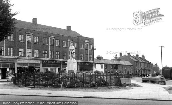 Photo of Heston, the Memorial and High Street 1953