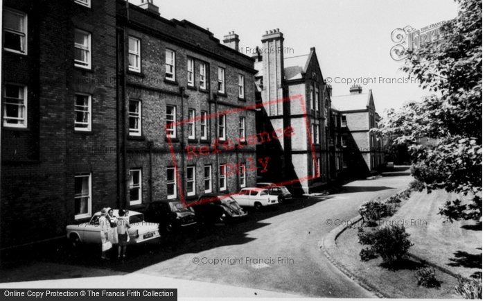Photo of Heswall, Children's Hospital c.1965