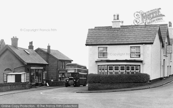Photo of Heswall, Dee View Road c.1955