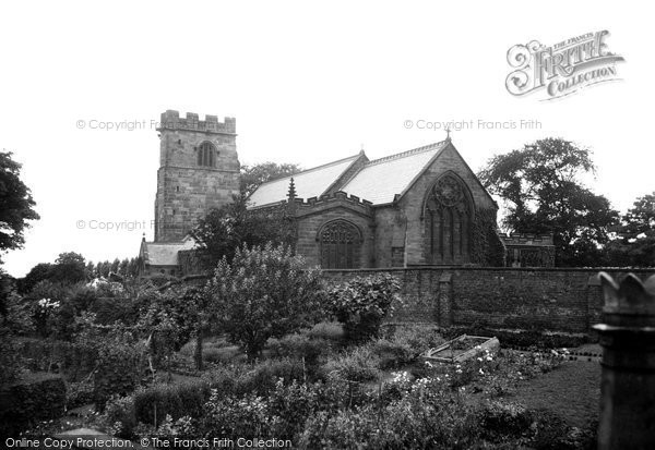 Photo of Heswall, The Church c.1935