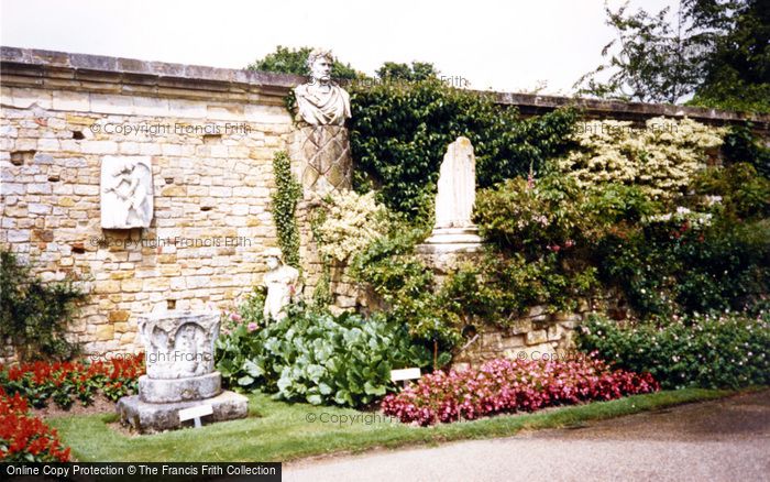 Photo of Hever, Castle Gardens 1986