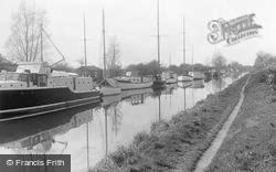 Chelmer Canal c.1960, Heybridge Basin
