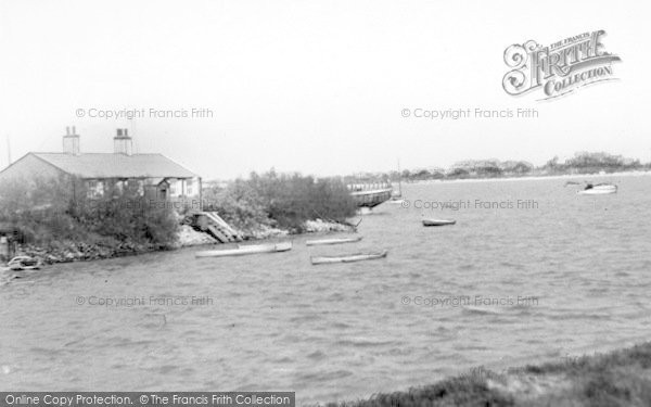 Photo of Heybridge Basin, Pembury And Lock Entrance c.1950