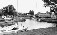 Hickling, Beales Boathouse c1965