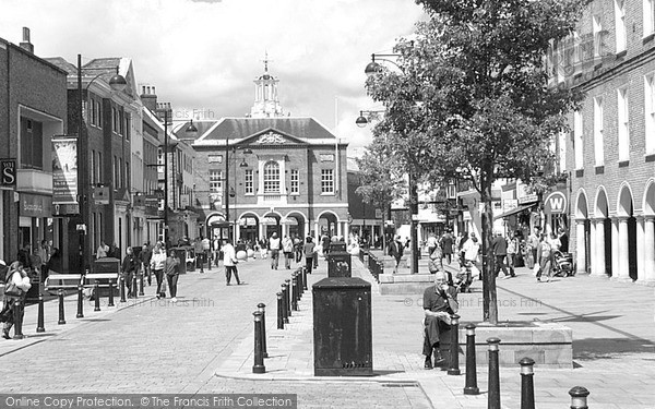 Photo of High Wycombe, High Street And The Guildhall 2005
