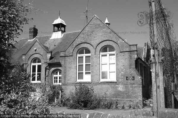 Photo of High Wycombe, Sands First School, Sands 2005