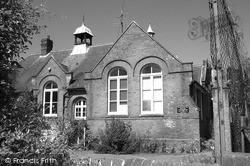 Sands First School, Sands 2005, High Wycombe
