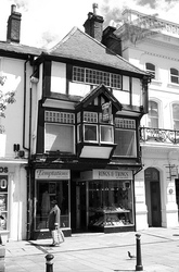 The Former Wheatsheaf Inn, High Street 2005, High Wycombe