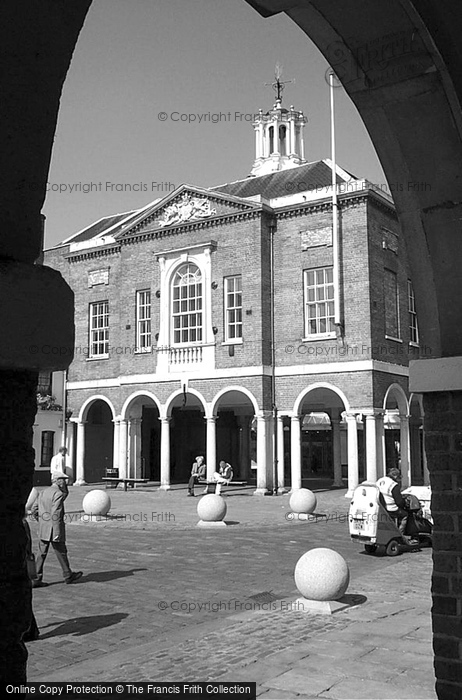 Photo of High Wycombe, The Guildhall, Cornmarket 2005