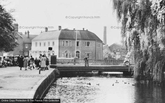 Photo of High Wycombe, The River Wye And Queen Victoria Road Bridge c.1955