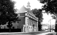 The Town Hall 1906, High Wycombe
