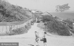 Way To The Beach c.1950, Highcliffe