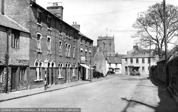 Photo of Highworth, Cricklade Road c.1955