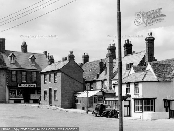 Photo of Highworth, Market Place c.1945