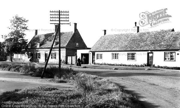 Photo of Hilton, Graveley Road c.1955