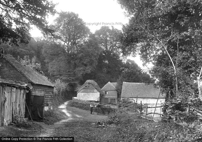 Photo of Hindhead, Broom Squires' Cottages 1925
