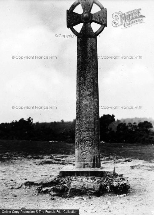 Photo of Hindhead, Gibbet's Cross c.1935