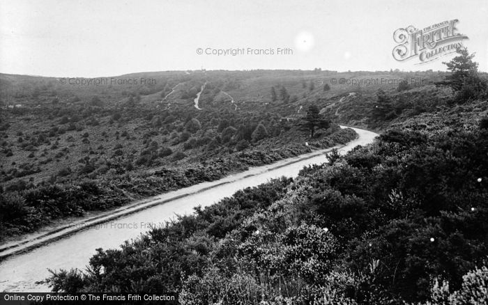 Photo of Hindhead, Portsmouth Road c.1930