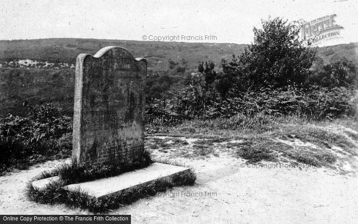 Photo of Hindhead, Sailor's Stone c.1935
