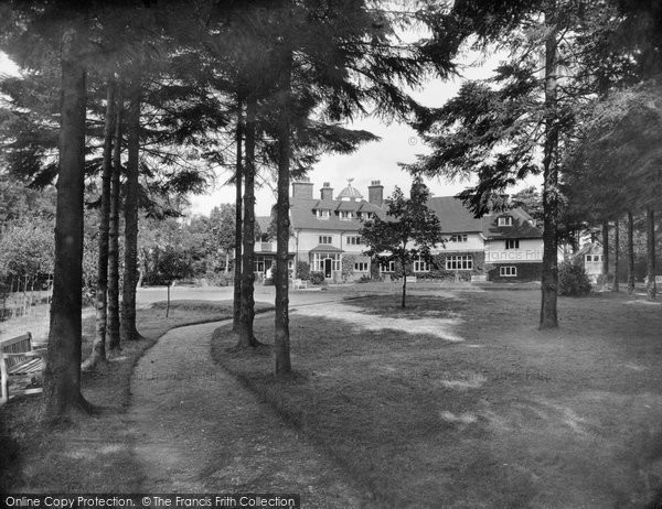 Photo of Hindhead, Thorshill Hotel 1935
