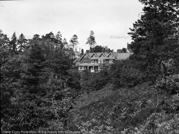 Photo of Hindhead, Undershaw 1925 - Francis Frith