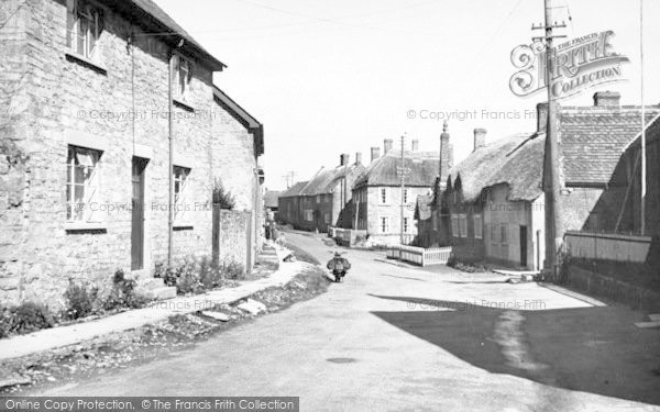 Photo of Hinton St George, West Street c.1955