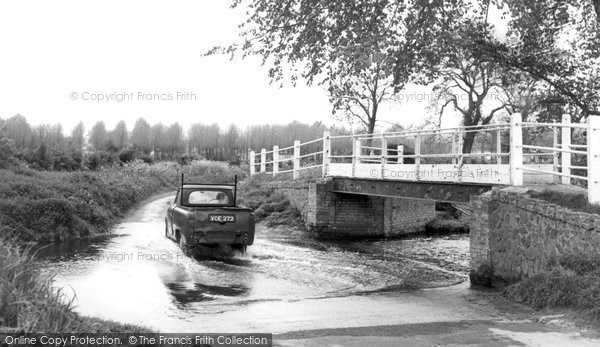 Photo of Hinxton, The Ford c.1960