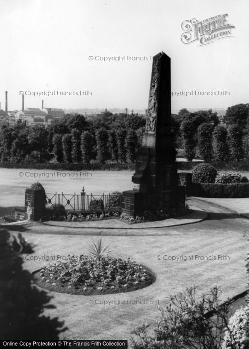 Photo of Hipperholme, The Memorial c.1965