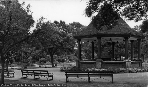 Photo of Hitchin, Bancroft Recreation Ground c.1955