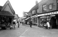 Churchyard c.1965, Hitchin