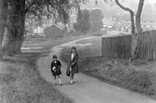 Girls 1931, Hitchin