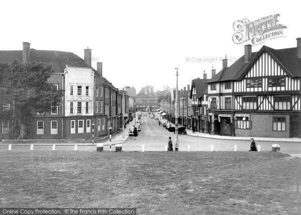 Photo of Hitchin, Hermitage Road c.1955