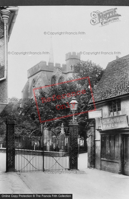 Photo of Hitchin, The Church Gates 1903