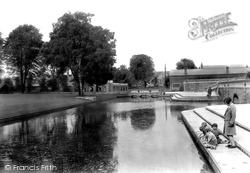 The River Hiz 1931, Hitchin