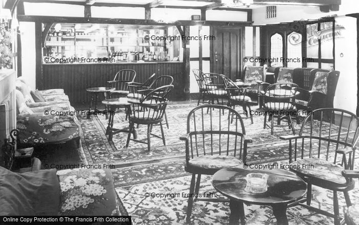 Photo of Hitchin, The Sun Hotel, The Minster Bar c.1965