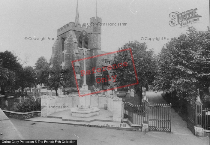 Photo of Hitchin, The War Memorial And St Mary's Church 1929