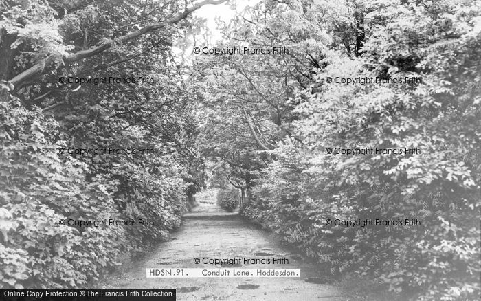 Photo of Hoddesdon, Conduit Lane c.1965