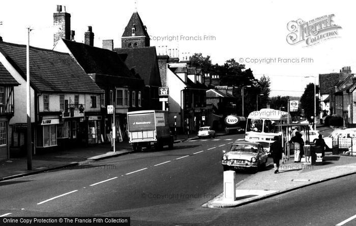 Photo of Hoddesdon, High Street c.1965