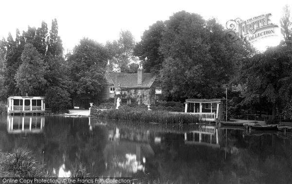 Photo of Hoddesdon, Kings Arms Hotel, Rye House 1904