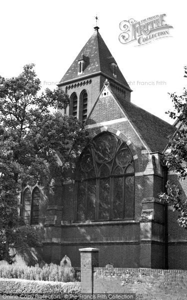 Photo of Hoddesdon, St Catherine And St Paul's Church c.1950