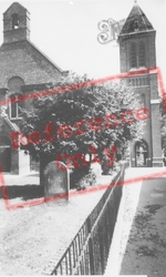 St Paul's Church c.1960, Hoddesdon