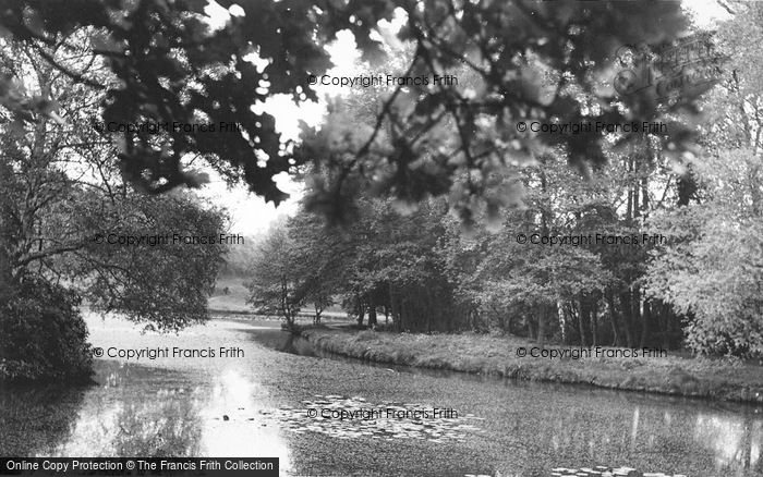 Photo of Hoddesdon, The Lake, Barclays Park c.1955